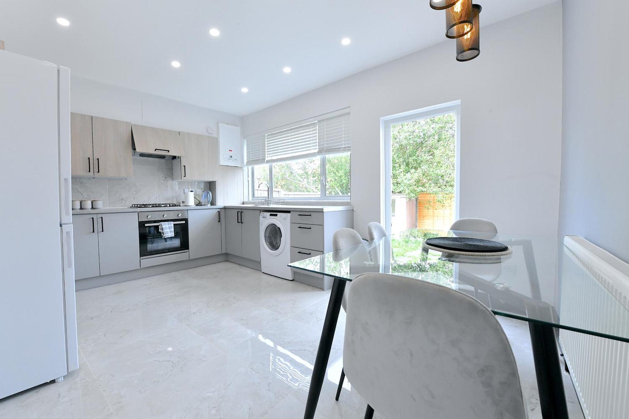 Вилла North West London Escape Милл-Хилл Экстерьер фото