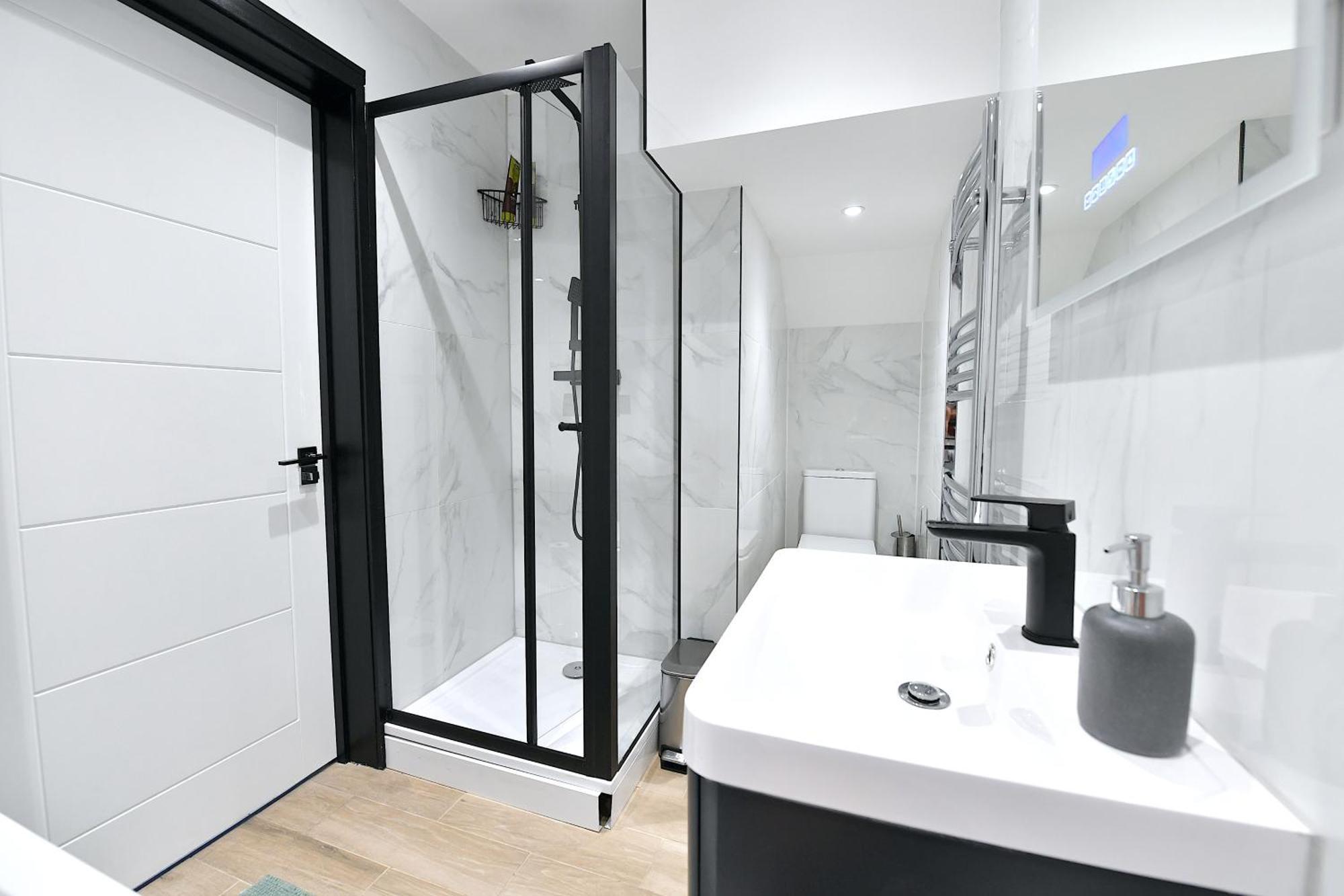 Вилла North West London Escape Милл-Хилл Экстерьер фото